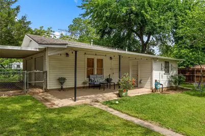 501 N Davis Street, West, TX 76691 - Photo 32