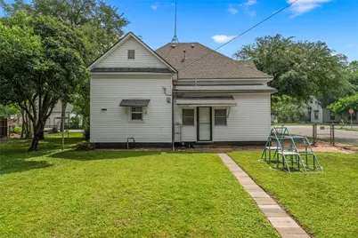 501 N Davis Street, West, TX 76691 - Photo 30