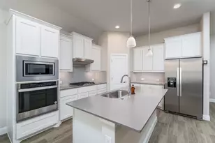 3648 Walnut Rdg Dr, Grand Prairie, TX 76065 - Photo 12