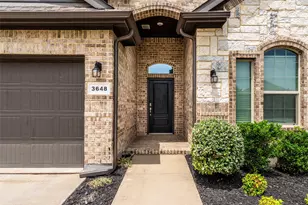 3648 Walnut Rdg Dr, Grand Prairie, TX 76065 - Photo 4