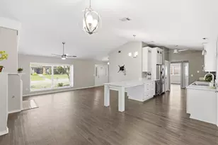 2110 Lansdown Dr, Carrollton, TX 75010 - Photo 12
