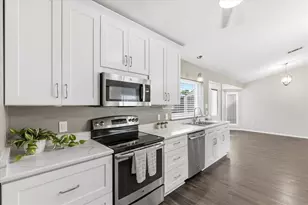 2110 Lansdown Dr, Carrollton, TX 75010 - Photo 14