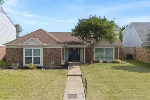 2110 Lansdown Dr, Carrollton, TX 75010 - Photo 36