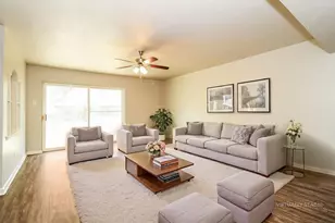 2918 Rayswood Dr, Carrollton, TX 75007 - Photo 4
