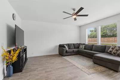 9121 Desert Flora Drive, Fort Worth, TX 76131 - Photo 12