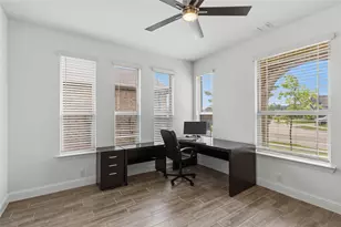9121 Desert Flora Dr, Fort Worth, TX 76131 - Photo 6