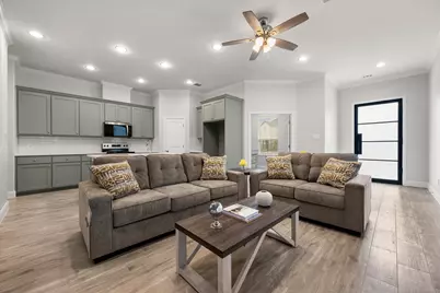 2360 Spring Park Boulevard, Arlington, TX 76016 - Photo 10
