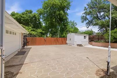 1209 Southwood Drive, Woodway, TX 76712 - Photo 26