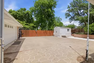 1209 Southwood Dr, Woodway, TX 76712 - Photo 26