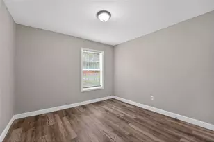 2805 Walker St, Fort Worth, TX 76105 - Photo 12