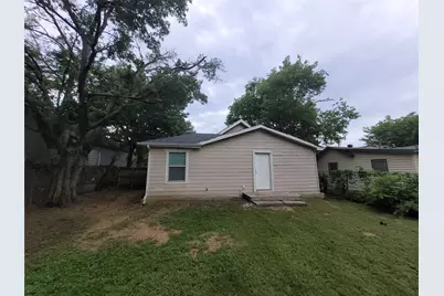 2805 Walker Street, Fort Worth, TX 76105 - Photo 18