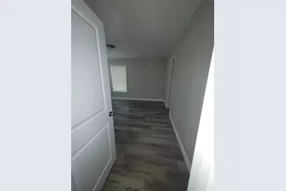2805 Walker Street, Fort Worth, TX 76105 - Photo 2
