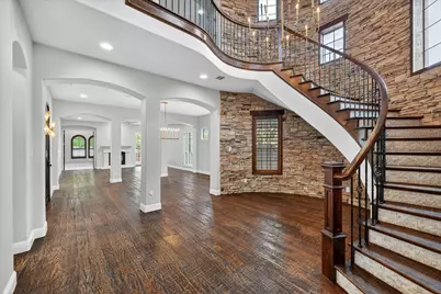 847 San Clemente, Irving, TX 75039 - Photo 6