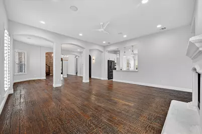 847 San Clemente, Irving, TX 75039 - Photo 10