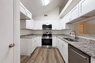 3628 Riverhead Dr, Arlington, TX 76015 - Photo 2