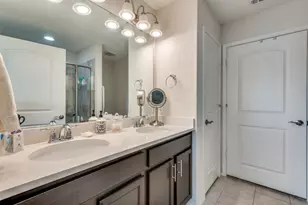 7620 Parade Dr, Little Elm, TX 76227 - Photo 18