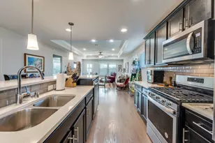 7620 Parade Dr, Little Elm, TX 76227 - Photo 6