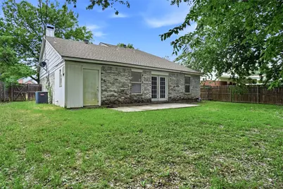 6715 Cherrytree Drive, Arlington, TX 76001 - Photo 24
