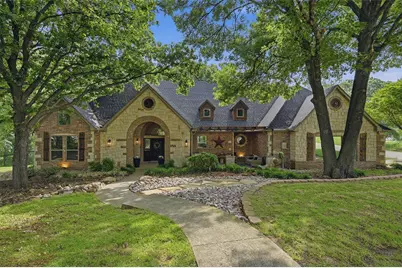 31 Forest Hills Circle, Gunter, TX 75058 - Photo 2