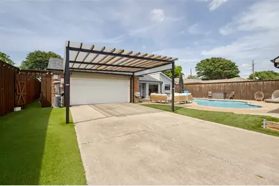 4120 W Creek Court, Dallas, TX 75287 - Photo 32