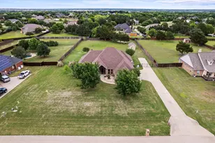3231 Baylor Blvd, Midlothian, TX 76065 - Photo 2