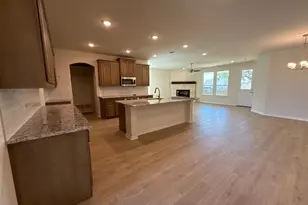 1124 Trinity Dr, Springtown, TX 76082 - Photo 6