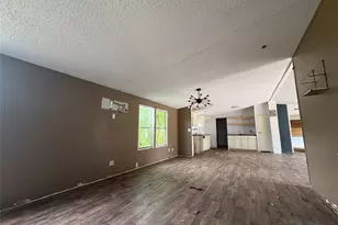 134 Canyon Valley Ln, Weatherford, TX 76085 - Photo 4