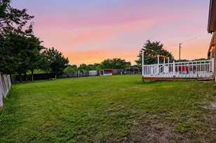160 Kelly Dr, Waxahachie, TX 75167 - Photo 38