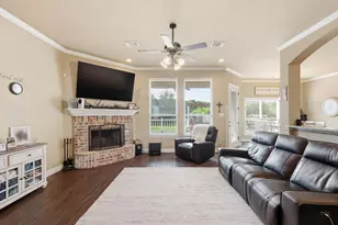 160 Kelly Dr, Waxahachie, TX 75167 - Photo 8