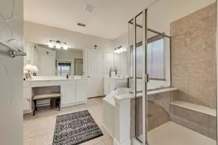 7040 Sea Star Dr, Grand Prairie, TX 75054 - Photo 16