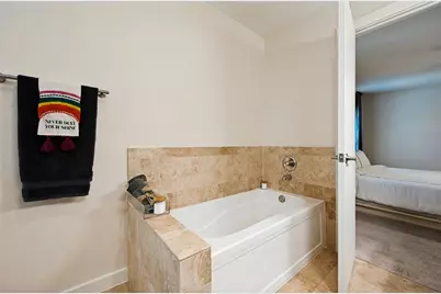 5816 Birchbrook Drive #123, Dallas, TX 75206 - Photo 18