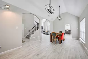 8420 Falconet Cir, McKinney, TX 75072 - Photo 6