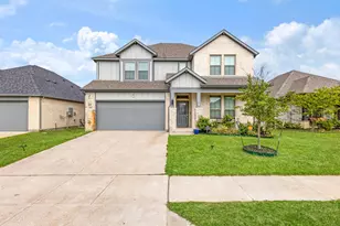 392 Teton St, Waxahachie, TX 75165 - Photo 2