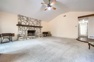 10615 Swallow Ln, Dallas, TX 75218 - Photo 8