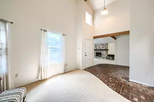 10615 Swallow Ln, Dallas, TX 75218 - Photo 6