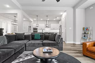 8805 Grand Ave, North Richland Hills, TX 76180 - Photo 18