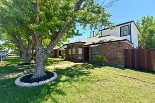 4768 Veronica Cir, Fort Worth, TX 76137 - Photo 2