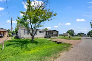 5402 Clear View Dr, Granbury, TX 76048 - Photo 8