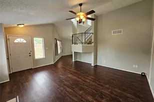601 Harvest Hill St, Lewisville, TX 75067 - Photo 4