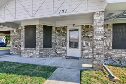 101 Sara Court, Collinsville, TX 76233 - Photo 6