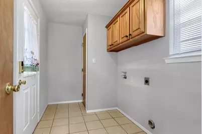 101 Sara Court, Collinsville, TX 76233 - Photo 16
