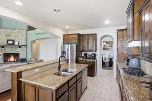 13081 Viola Dr, Frisco, TX 75033 - Photo 4