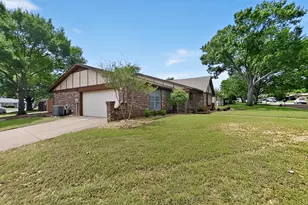 7294 Church Park Dr, Fort Worth, TX 76133 - Photo 2