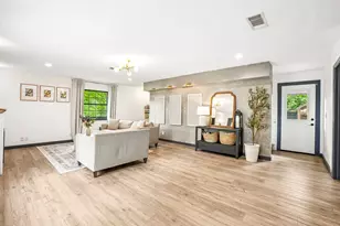 2201 Fawkes Ln, Keller, TX 76262 - Photo 10