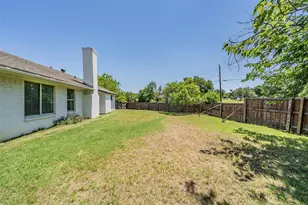 2034 Cedarwood Dr, Carrollton, TX 75007 - Photo 34