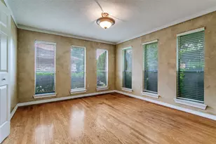 2818 N Creekwood Dr, Grapevine, TX 76051 - Photo 12