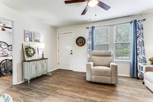 12490 Deeds Ct, Azle, TX 76020 - Photo 6