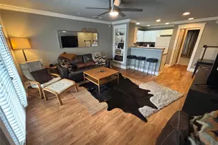 1725 Harvey Mitchell Pkwy S, College Station, TX 77840 - Photo 2