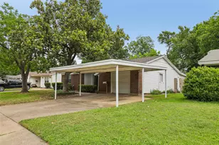 1810 Ridgewood St, Irving, TX 75062 - Photo 2