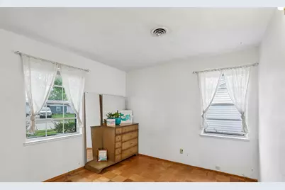 1810 Ridgewood Street, Irving, TX 75062 - Photo 14